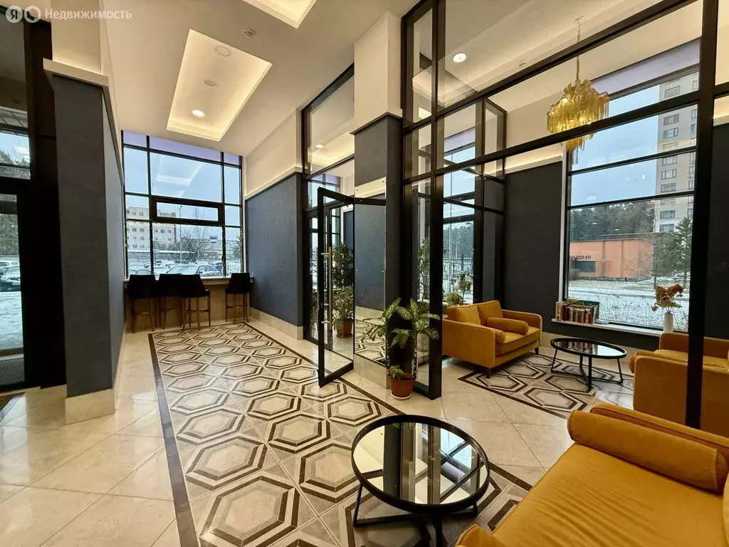 2-комнатная квартира: Екатеринбург, улица Краснолесья, 10/4 (66.9 м) - Фото 1