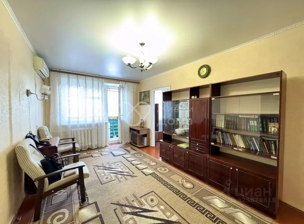 3-к кв. Волгоградская область, Волгоград ул. 51-й Гвардейской Дивизии, ... - Фото 1