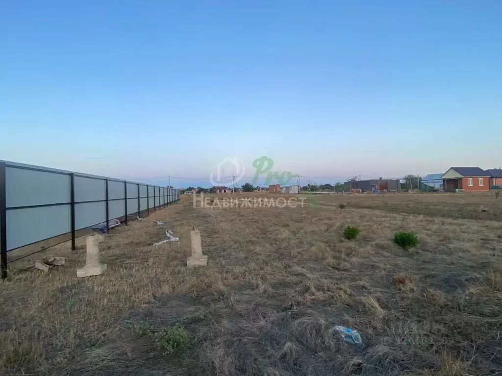 Участок в Краснодарский край, Ейское городское поселение, пос. ... - Фото 1