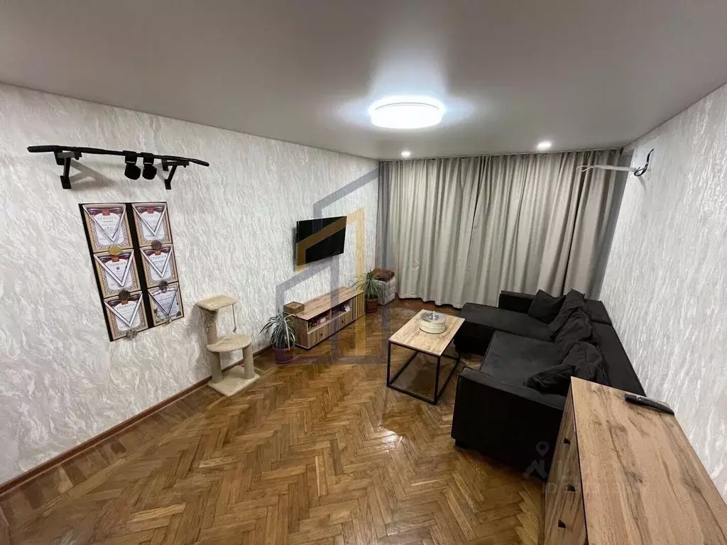 3-к кв. Крым, Евпатория ул. Имени 60-летия Октября, 28 (66.0 м) - Фото 2