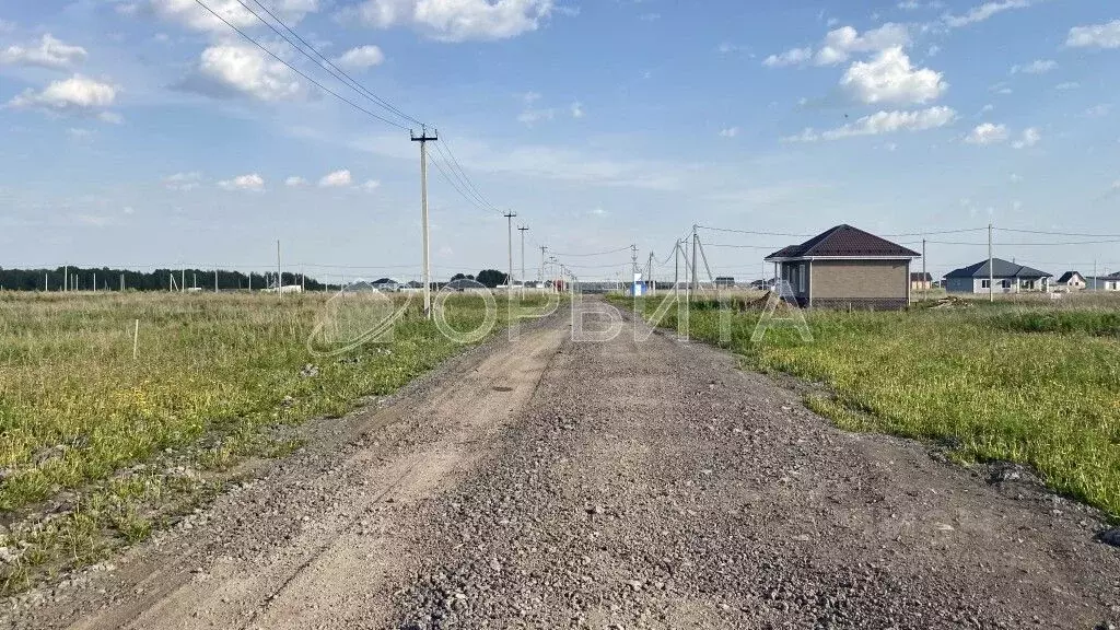 Участок в Тюменская область, Тюменский район, д. Малиновка  (10.3 ... - Фото 1