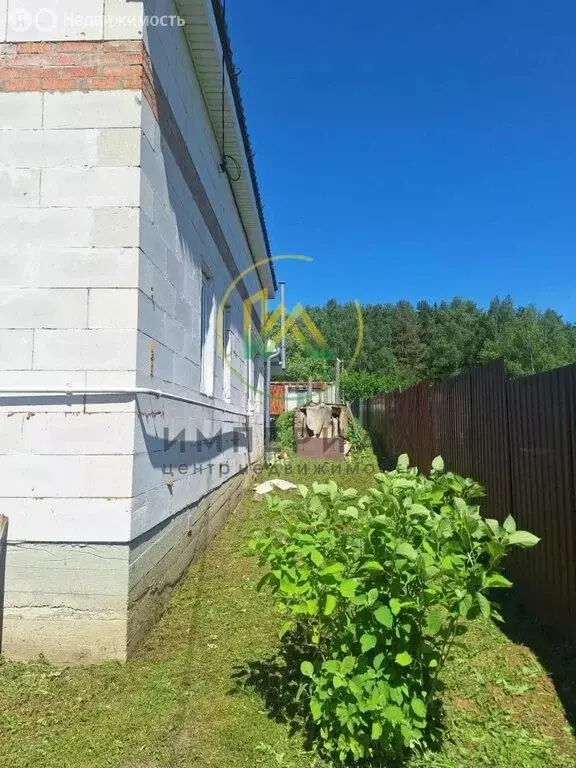 Дом в Калужская область, Дзержинский муниципальный округ, деревня ... - Фото 2