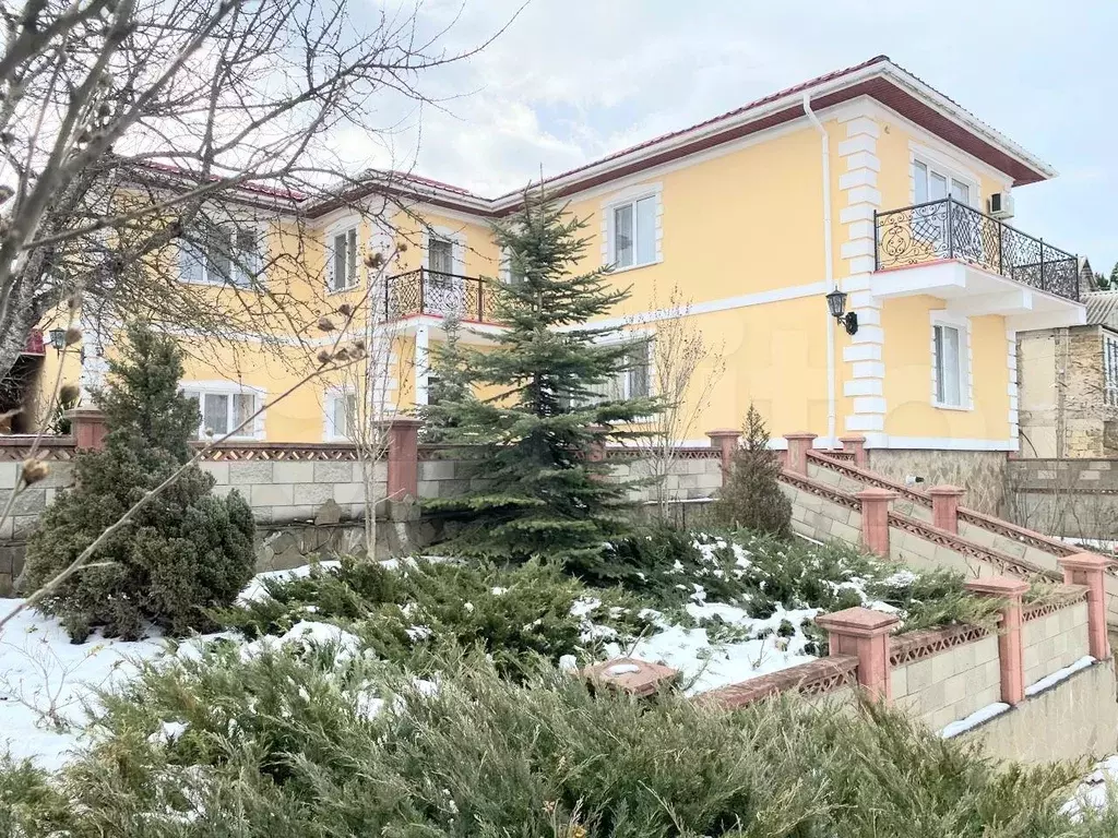Дом 298 м на участке 10 сот. - Фото 0
