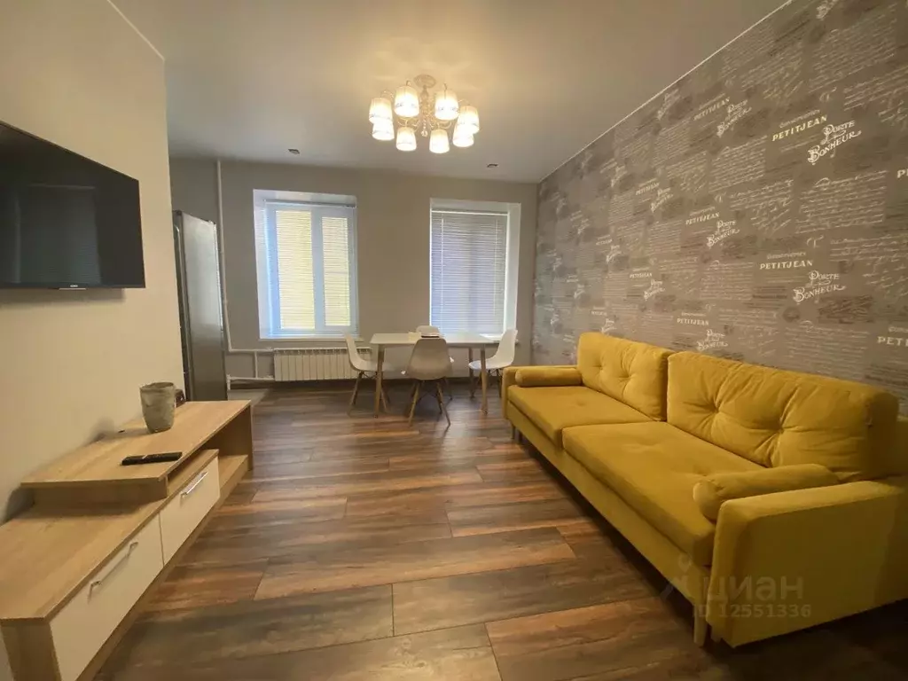 3-к кв. Санкт-Петербург наб. Кутузова, 30 (70.0 м) - Фото 0