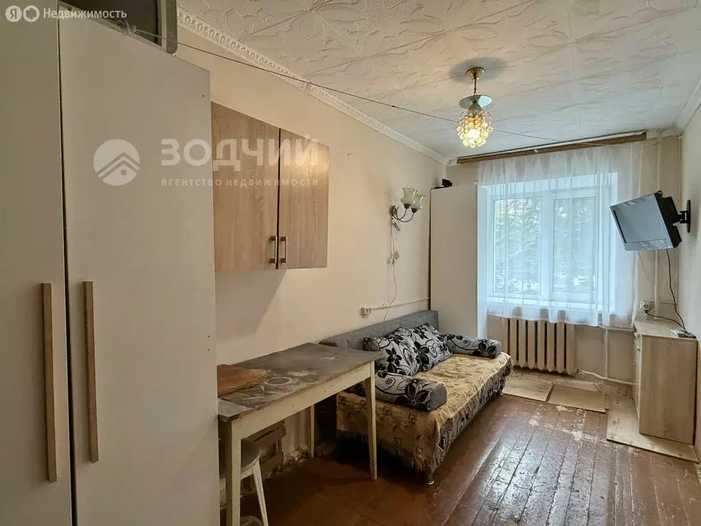 1к в 5-комнатной квартире (12.3 м) - Фото 0