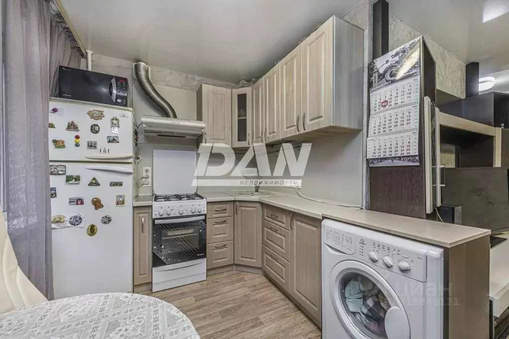 2-к кв. Челябинская область, Челябинск просп. Победы, 155 (42.8 м) - Фото 1