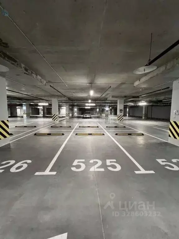 Гараж в Москва бул. Братьев Весниных, 1 (14 м) - Фото 1