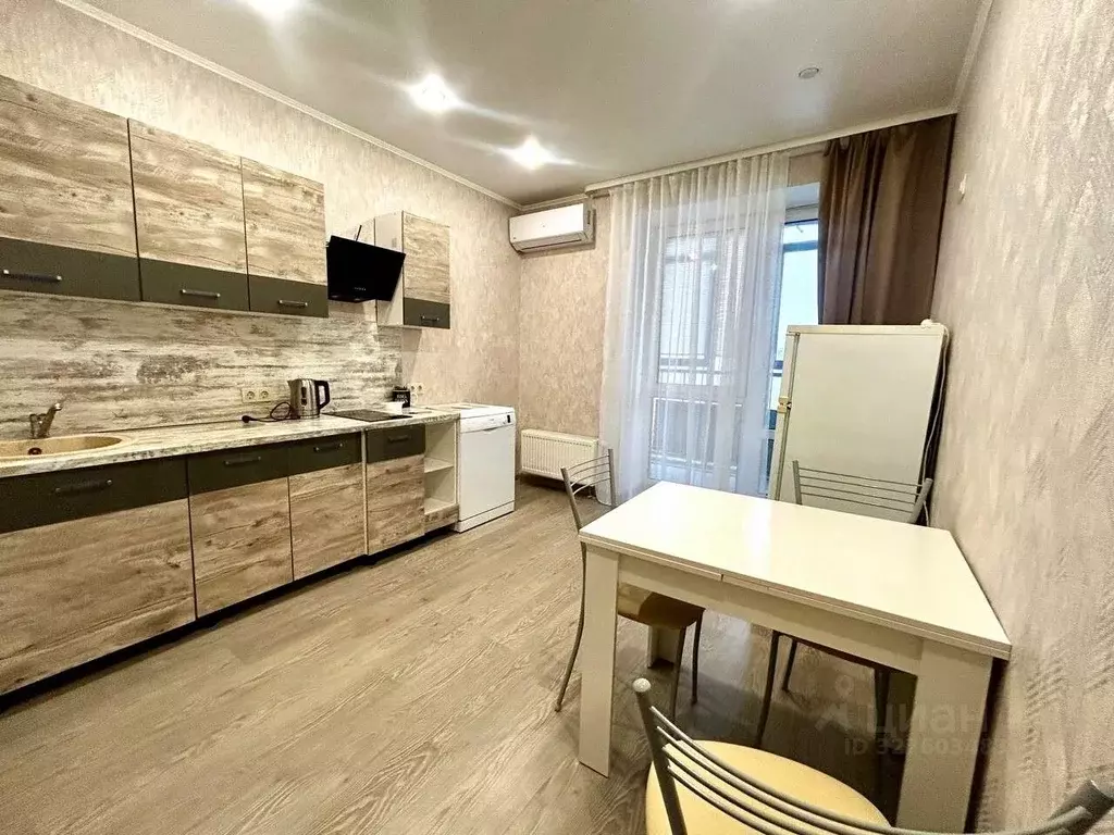 1-к кв. Татарстан, Казань ул. Братьев Касимовых, 35 (35.0 м) - Фото 1