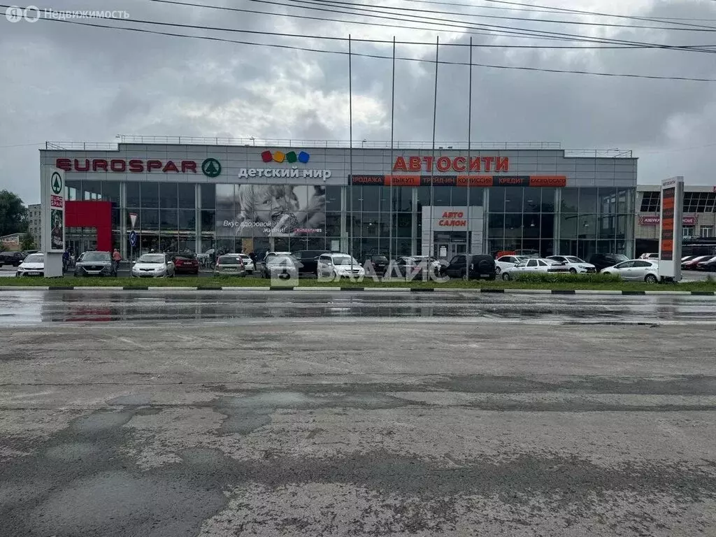 Торговая площадь (460 м) - Фото 1