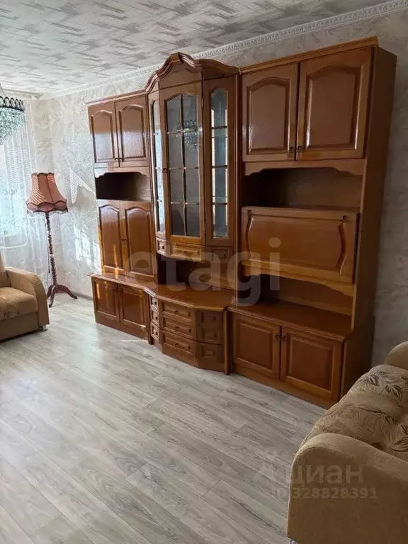 3-к кв. Псковская область, Остров Пригородная ул., 12 (66.9 м) - Фото 1