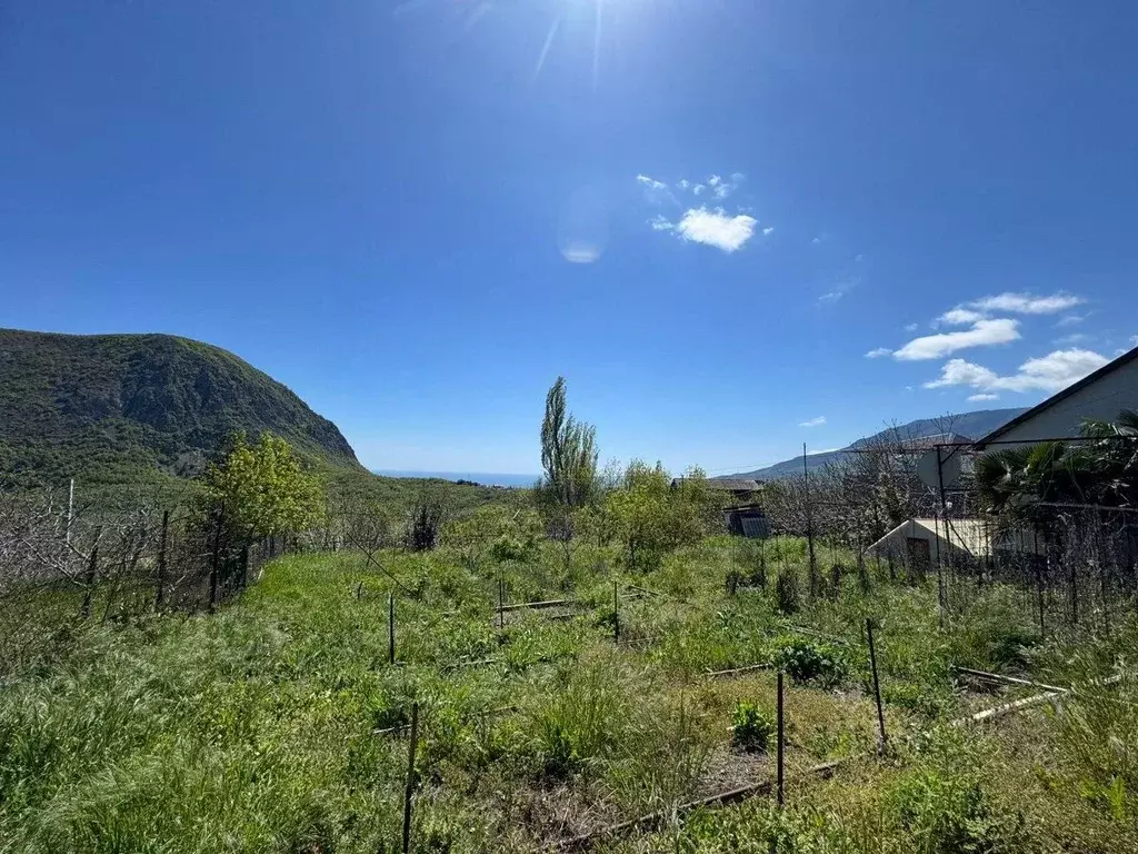 Участок в Крым, Алушта муниципальный округ, с. Лавровое  (11.5 сот.) - Фото 1