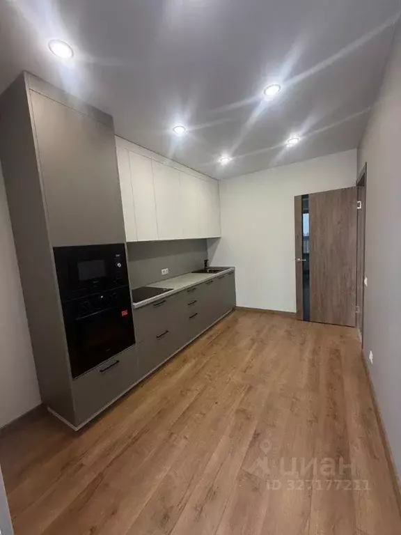 1-к кв. Татарстан, Казань ул. Азата Аббасова, 21 (34.2 м) - Фото 2