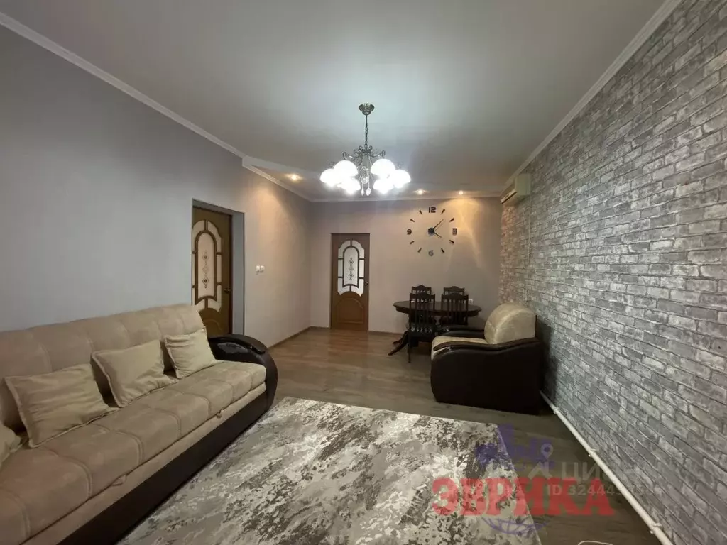 Дом в Краснодарский край, Крымск Школьная ул. (147 м) - Фото 1