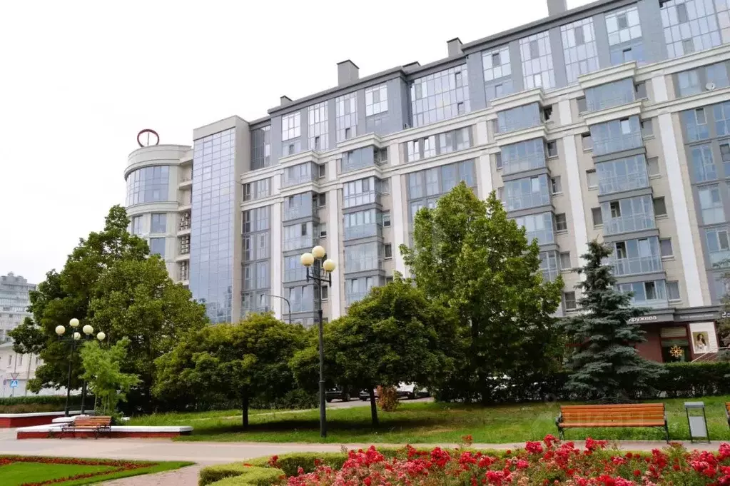 2-к кв. Белгородская область, Белгород Свято-Троицкий бул., 34 (78.0 ... - Фото 1