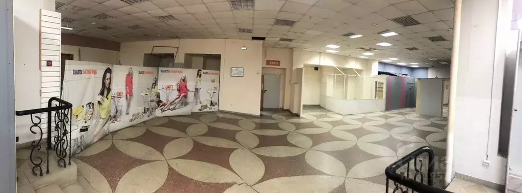 Помещение свободного назначения в Омская область, Омск ул. Красный ... - Фото 1