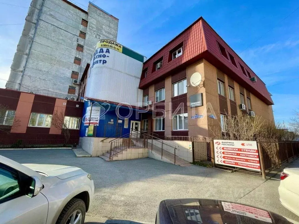 Торговая площадь в Тюменская область, Тюмень ул. 30 лет Победы, 81к2 ... - Фото 1