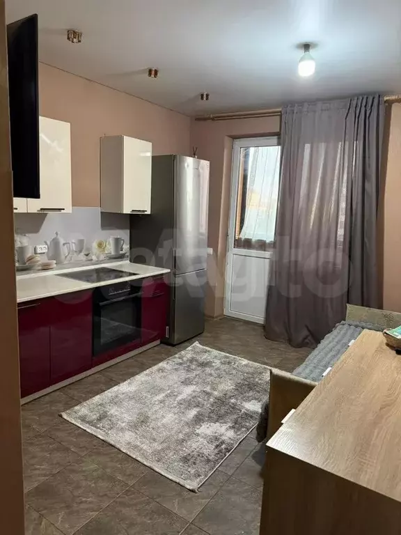 2-к. квартира, 42 м, 5/17 эт. - Фото 0