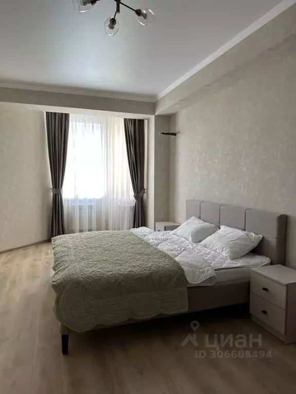 1-к кв. Ставропольский край, Пятигорск ул. Адмиральского, 1А (80.0 м) - Фото 0