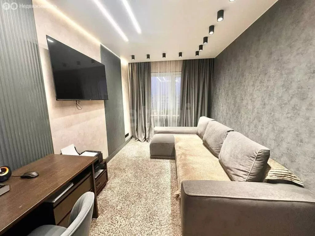 3-комнатная квартира: Новый Уренгой, Юбилейная улица, 1А (70.3 м) - Фото 2