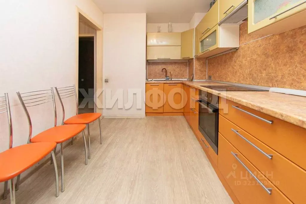 3-к кв. Томская область, Томск ул. Ивана Черных, 75 (68.4 м) - Фото 2