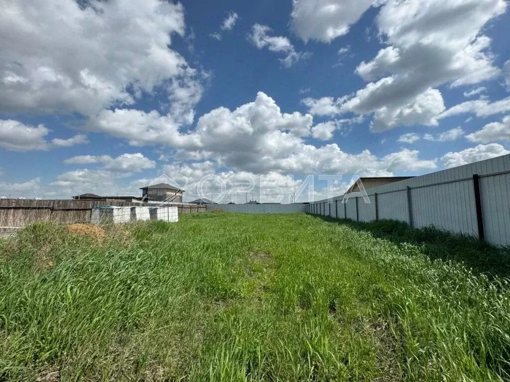 Участок в Тюменская область, Тюменский муниципальный округ, д. ... - Фото 1