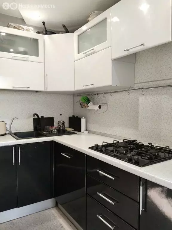 3-комнатная квартира: Сыктывкар, Набережный проезд, 8 (60.3 м) - Фото 1