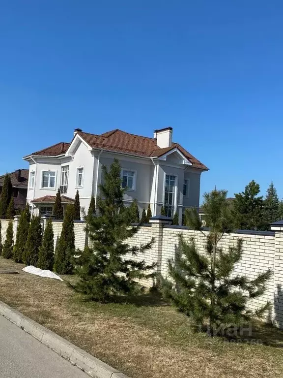 Дом в Москва д. Милюково, Чистые Ключи кп, 9 (350 м) - Фото 1