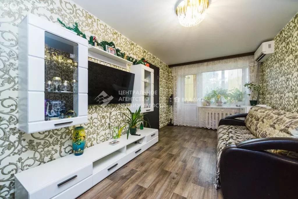 3-комнатная квартира: Рязань, Высоковольтная улица, 29 (41.9 м) - Фото 0