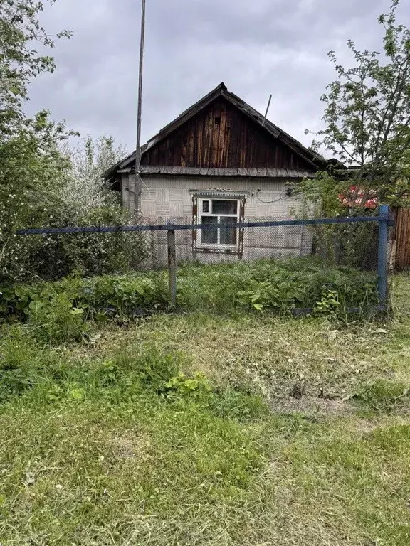 Дом в Свердловская область, Сысертский муниципальный округ, д. ... - Фото 1