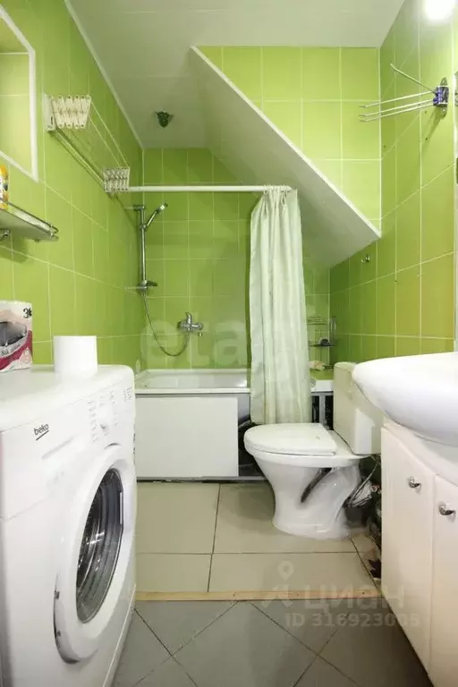 Дом в Свердловская область, Горноуральский муниципальный округ, д. ... - Фото 1