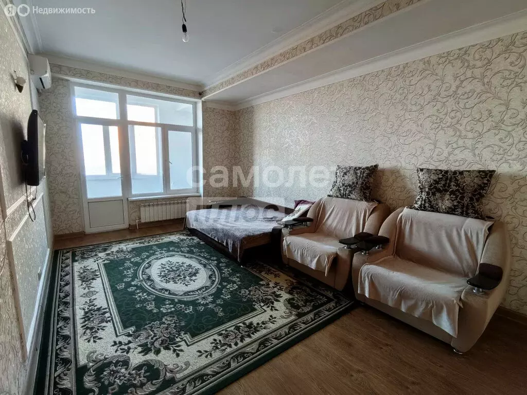 3-комнатная квартира: Махачкала, 1-й Ванашимахинский проезд, 16 (91 м) - Фото 1