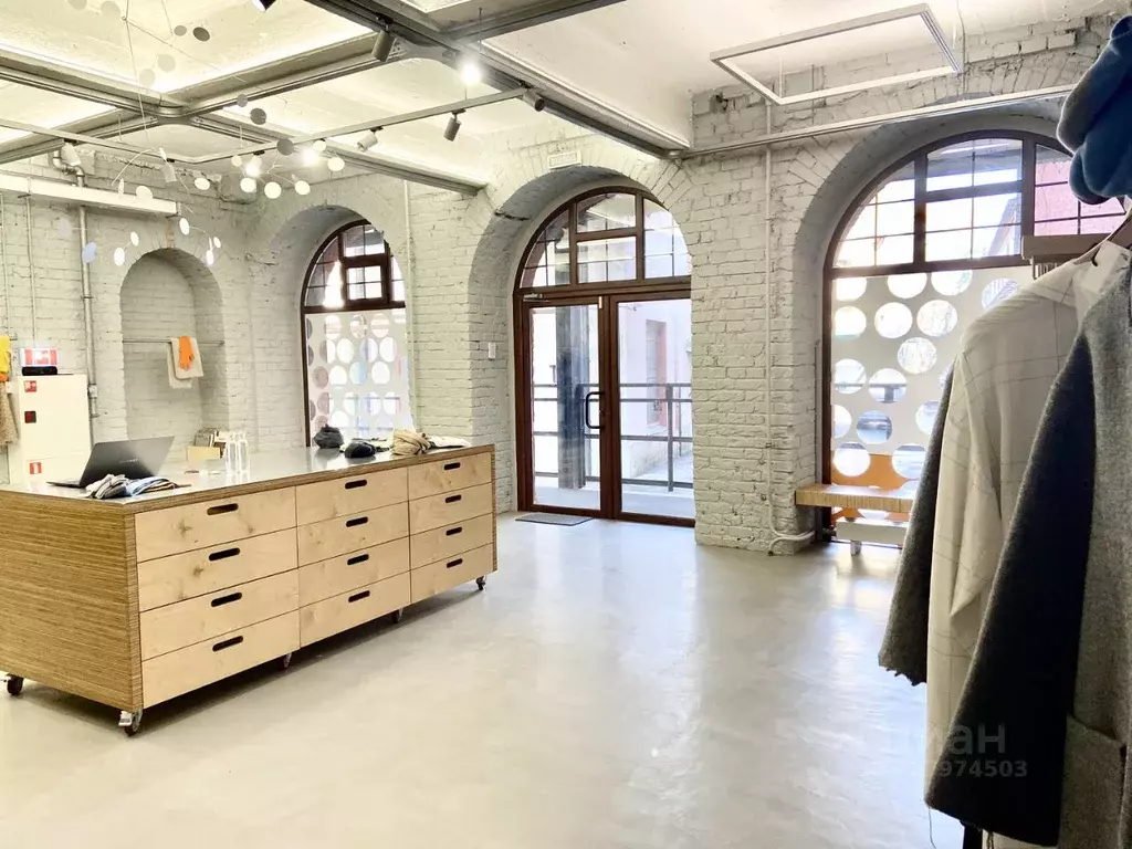 Помещение свободного назначения в Москва Столярный пер., 3к8 (66 м) - Фото 1