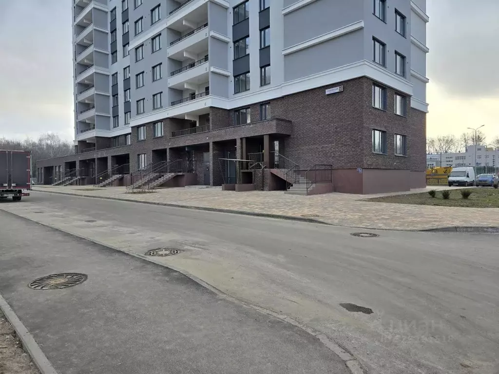 Помещение свободного назначения в Рязанская область, Рязань Славянский ... - Фото 1