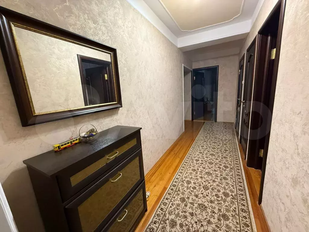 3-к. квартира, 100 м, 2/5 эт. - Фото 1