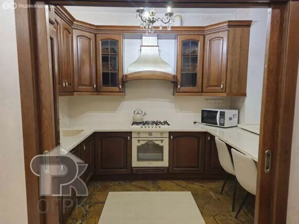 4-комнатная квартира: Москва, Заречная улица, 3 (100 м) - Фото 1