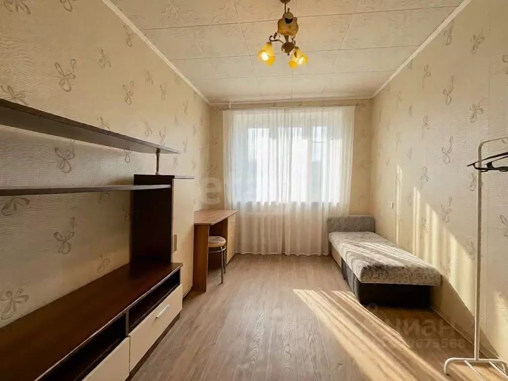 Комната Псковская область, Псков ул. Киселева, 8 (12.4 м) - Фото 1