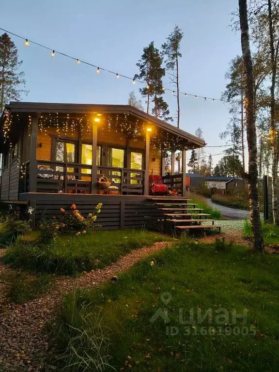 Дом в Ленинградская область, Приозерский район, Сосновское с/пос, д. ... - Фото 1