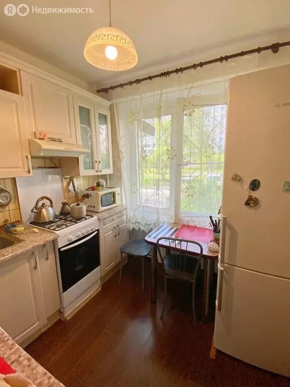 3-комнатная квартира: Колпино, бульвар Трудящихся, 15к2 (58.1 м) - Фото 0