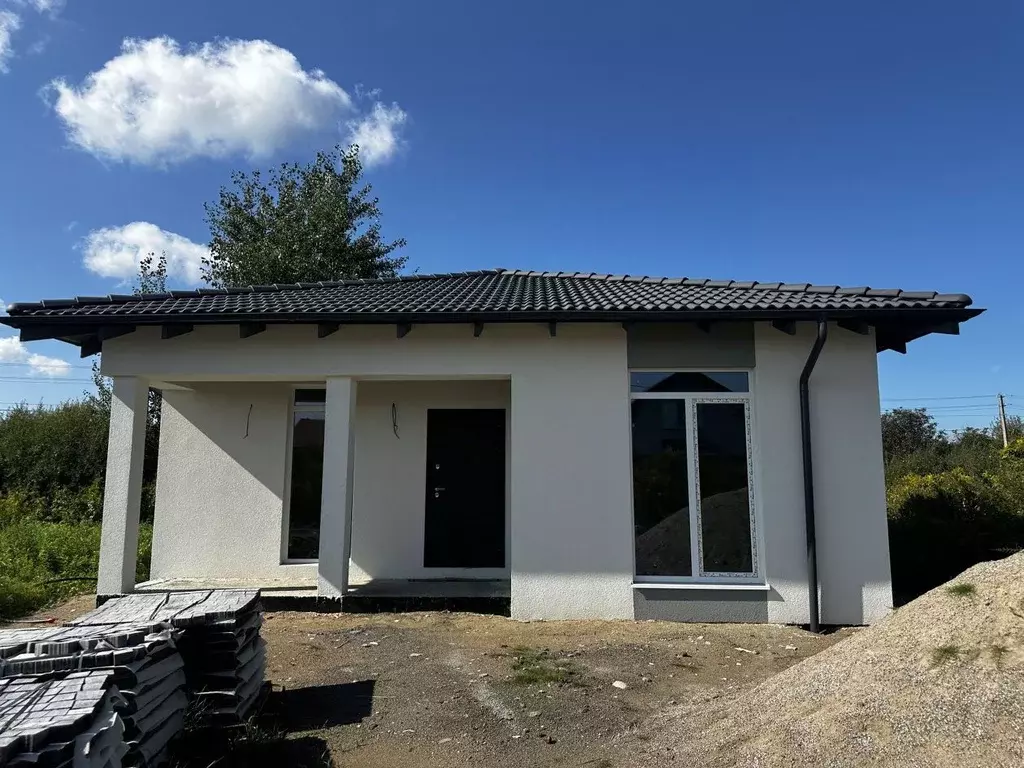 Дом в Калининградская область, Гурьевский муниципальный округ, пос. ... - Фото 1