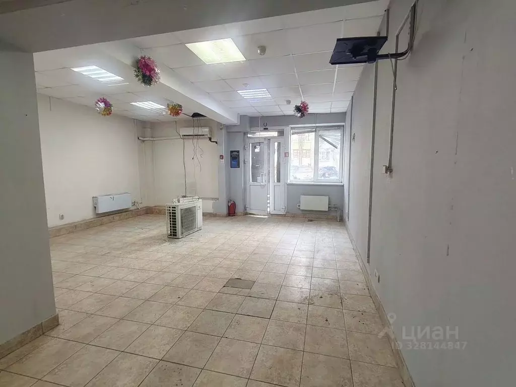 Помещение свободного назначения в Московская область, Чехов ул. ... - Фото 1