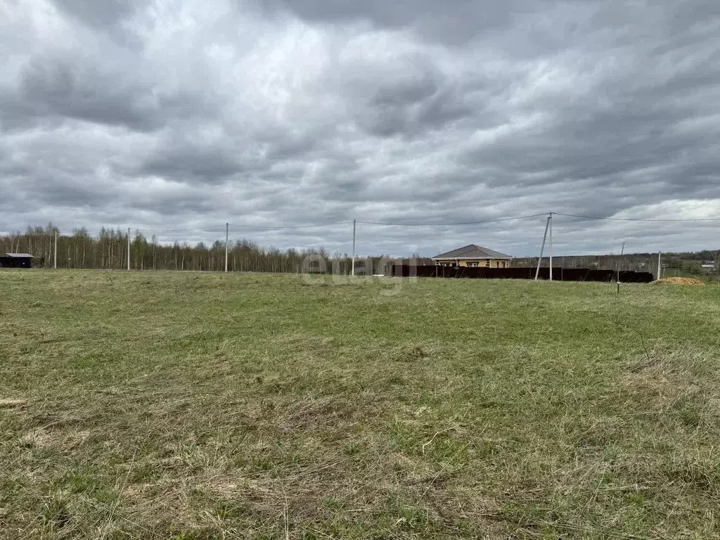 Участок в Калужская область, Калуга городской округ, д. Уварово  (12.1 ... - Фото 0