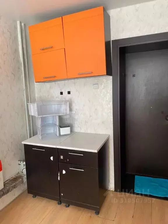Комната Свердловская область, Екатеринбург ул. Папанина, 9 (11.5 м) - Фото 1