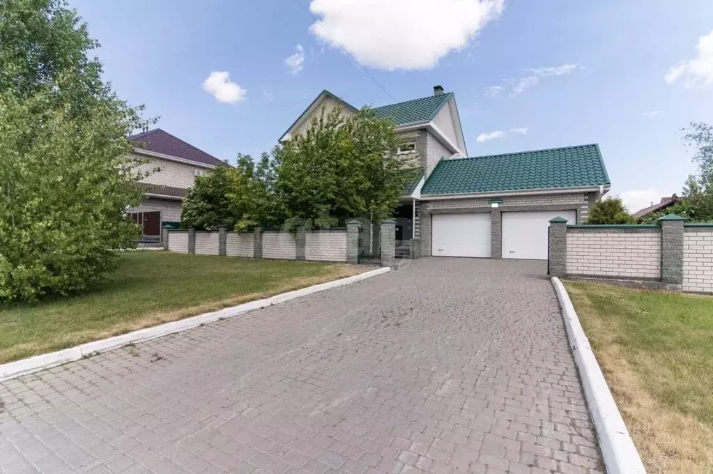 Дом в Алтайский край, Барнаул Авиатор мкр, ул. Алтайская, 26 (157 м) - Фото 1