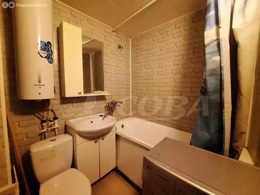 1-комнатная квартира: Тобольск, 7-й микрорайон, 14 (30 м) - Фото 0