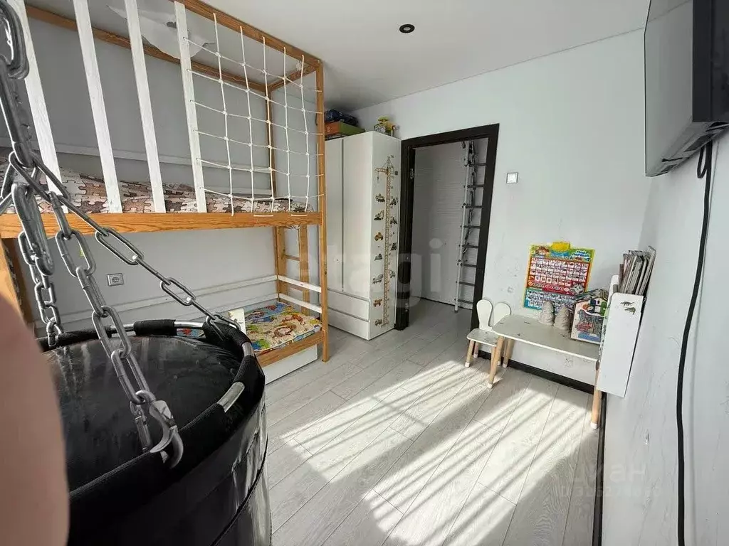 3-к кв. Челябинская область, Челябинск просп. Победы, 147 (66.8 м) - Фото 1