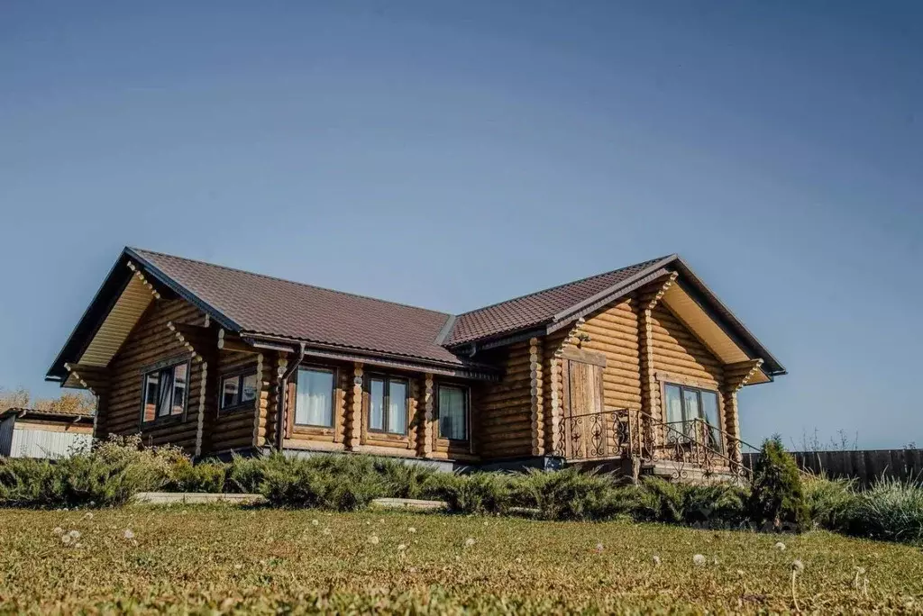 Дом в Пензенская область, Мокшанский район, Рамзайский сельсовет, с. ... - Фото 1