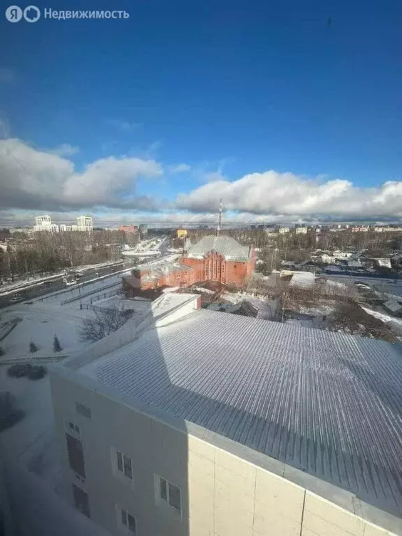 4-комнатная квартира: Тобольск, улица Семёна Ремезова, 84 (76 м) - Фото 1