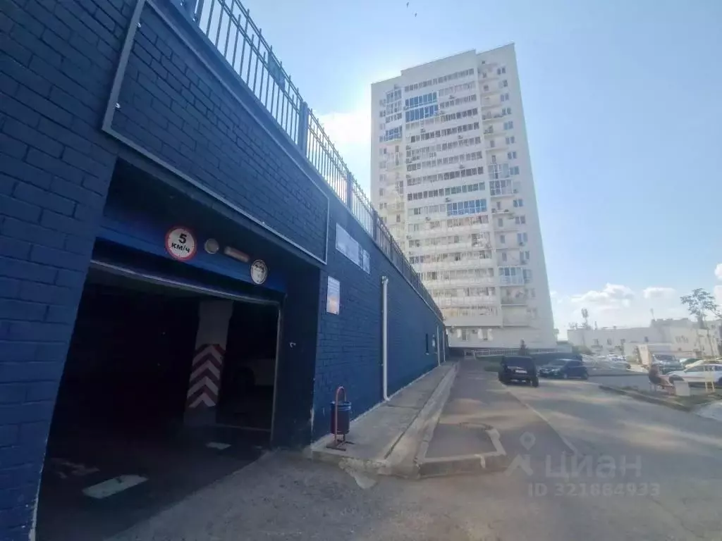3-к кв. Татарстан, Набережные Челны просп. Раиса Беляева, 9 (106.0 м) - Фото 0