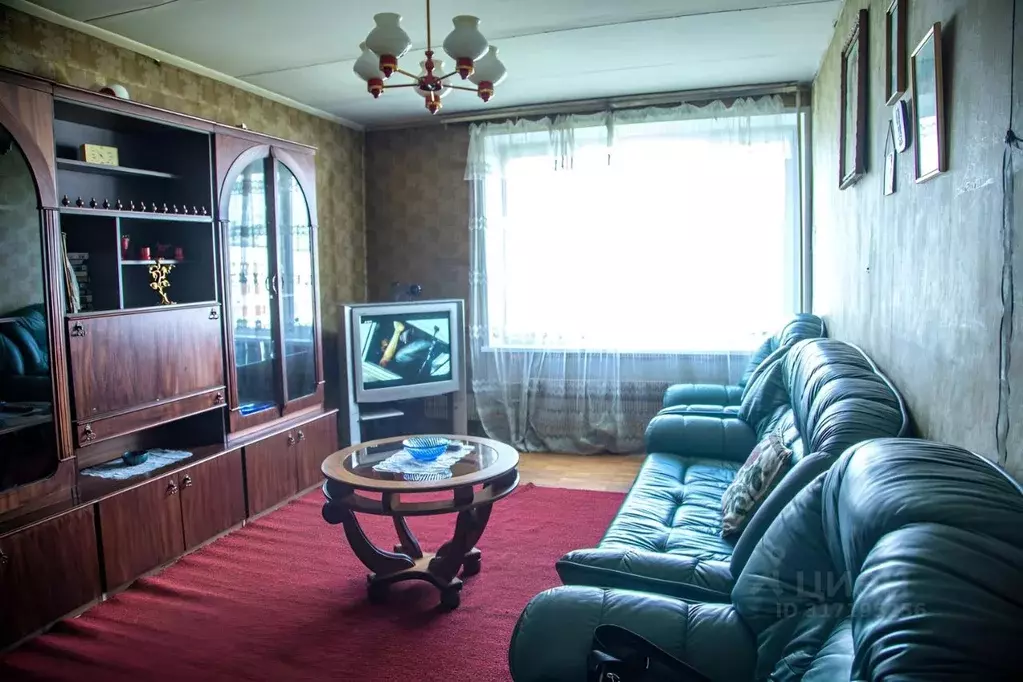 3-к кв. Москва ул. Теплый Стан, 15К5 (60.8 м) - Фото 0