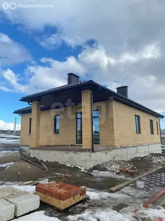 Дом в муниципальное образование Саратов, деревня Долгий Буерак, ... - Фото 1